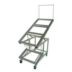 Frugt -& grøntstativ plads til 4 kasser