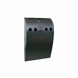 Askebæger i convex grå til væg.