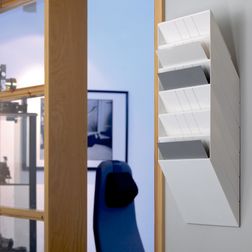 Brochureholder Flexibox 6 A4 tvær