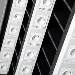 PC-vogn 10 rum med opladning, sort/grå