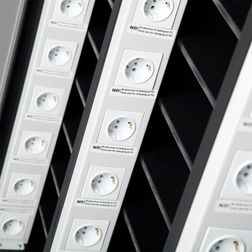 PC-vogn 10 rum med opladning, sort/grå
