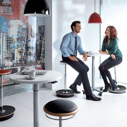 Stå/støttestol Belise, sort