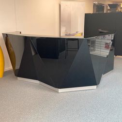 Receptionsdisk Alpa, sort
