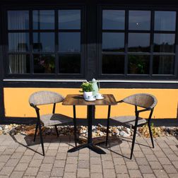 Cafesæt 2 stk. Navona stole sort +1 stk. Bellini bord