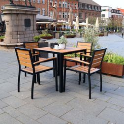 Cafesæt 4 stole Piazza Bra +1 Bra bord