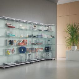 Glasvitrine Trento 1L. m/ 1 LED spot