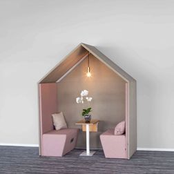 Akustik hytte Half a Hut