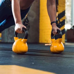 Kettlebell TITAN LIFE 10kg, lilla