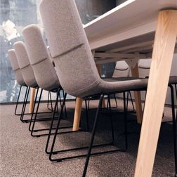 Mødestol Tango, sort metal stel