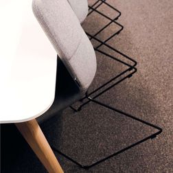 Mødestol Tango, sort metal stel