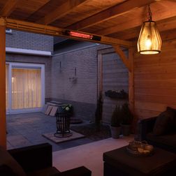 Terrassevarmer Sunred Dark væg 2500W