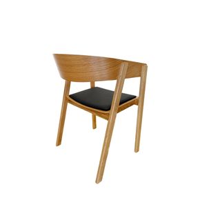 Stol Inari, eg/sort
