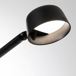 Skrivebordslampe Luxo Motus Table LED