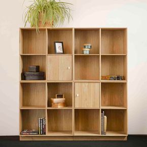 Kontorreol Square i massiv eg