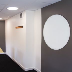 Glastavle Naga Ø100 cm, PURE White