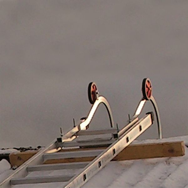 Tagbøjle A-L til montering på stige 