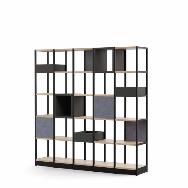 Reol med 25 rum COMBUS